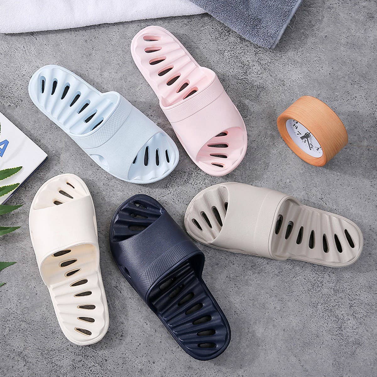 ACCITY - Wholesale Slippers - Women's - BATHROOM BATHING NON SLIP WEAR RESISTANT SLIPPERS_CWSHS03938