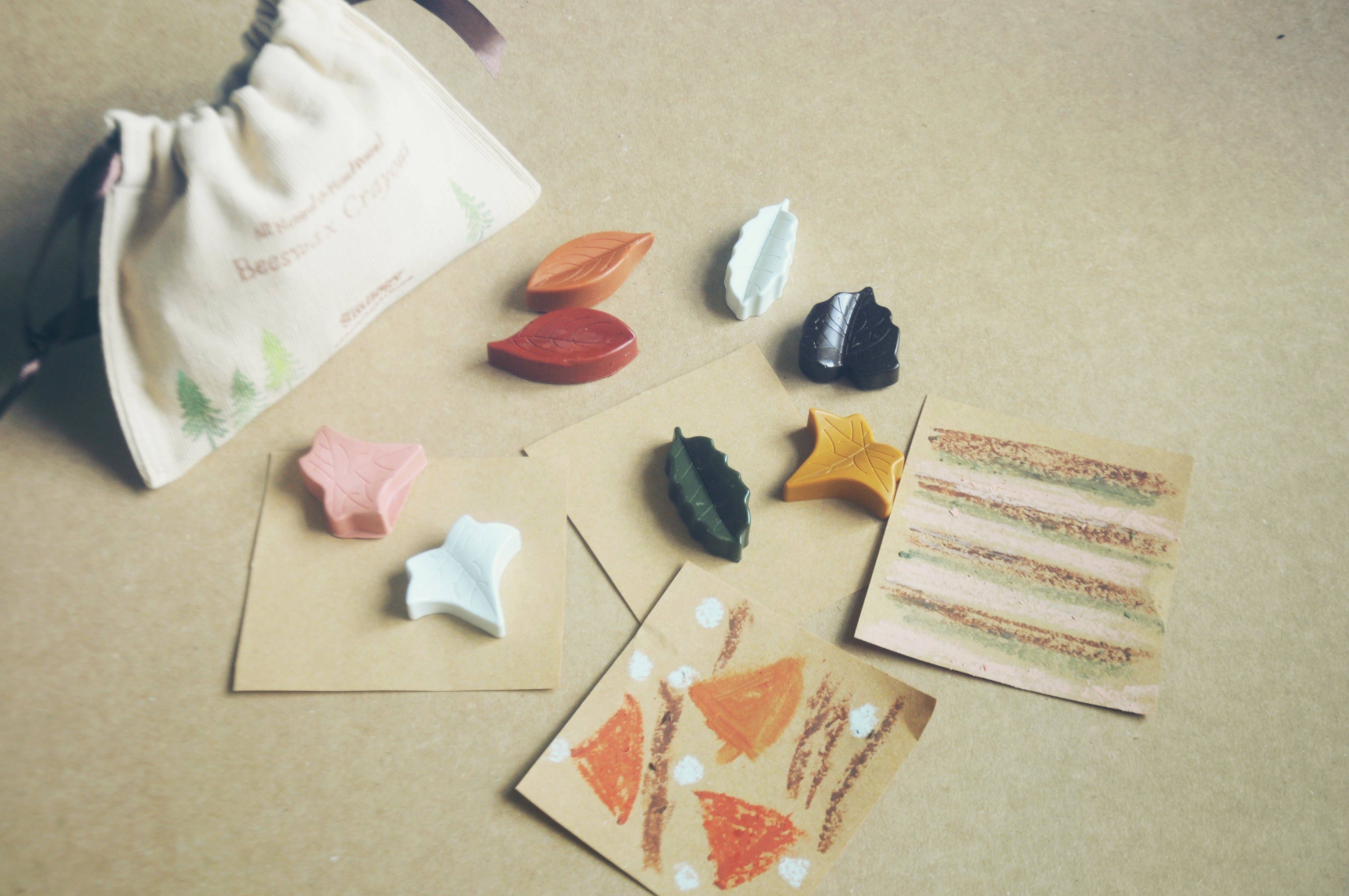 Smilogy Kids Ltd - Wholesale Crayons - Kids & Baby - Set of 8 Beeswax Crayons Leaves – Woodlands Edition