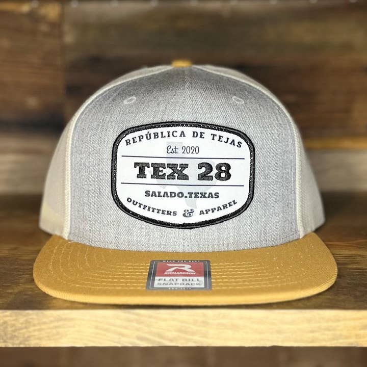Chapeau brodé Flatbill República de Tejas pour la vente par Tex 28 Apparel