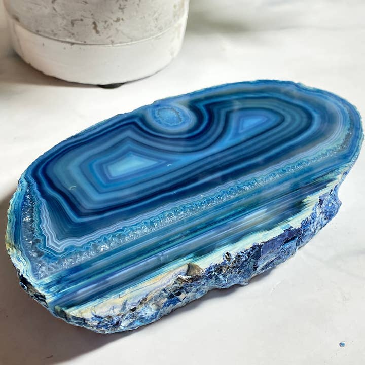 Above Tha Clouds - Wholesale Spiritual stone/crystal - Dyed Agate Crystal Slices