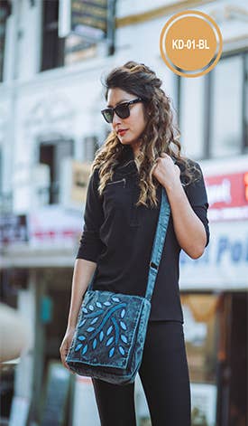 Earth Divas - Vendita all'ingrosso Borsa a tracolla - Donna - Borsa a tracolla blu in cotone Falling Leaves1