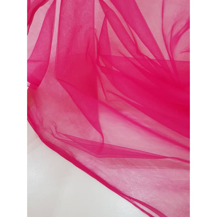 Lace To Love - Wholesale Craft Supplies - Bright Pink Delicate Tulle Fabric 59' Wide TK9525