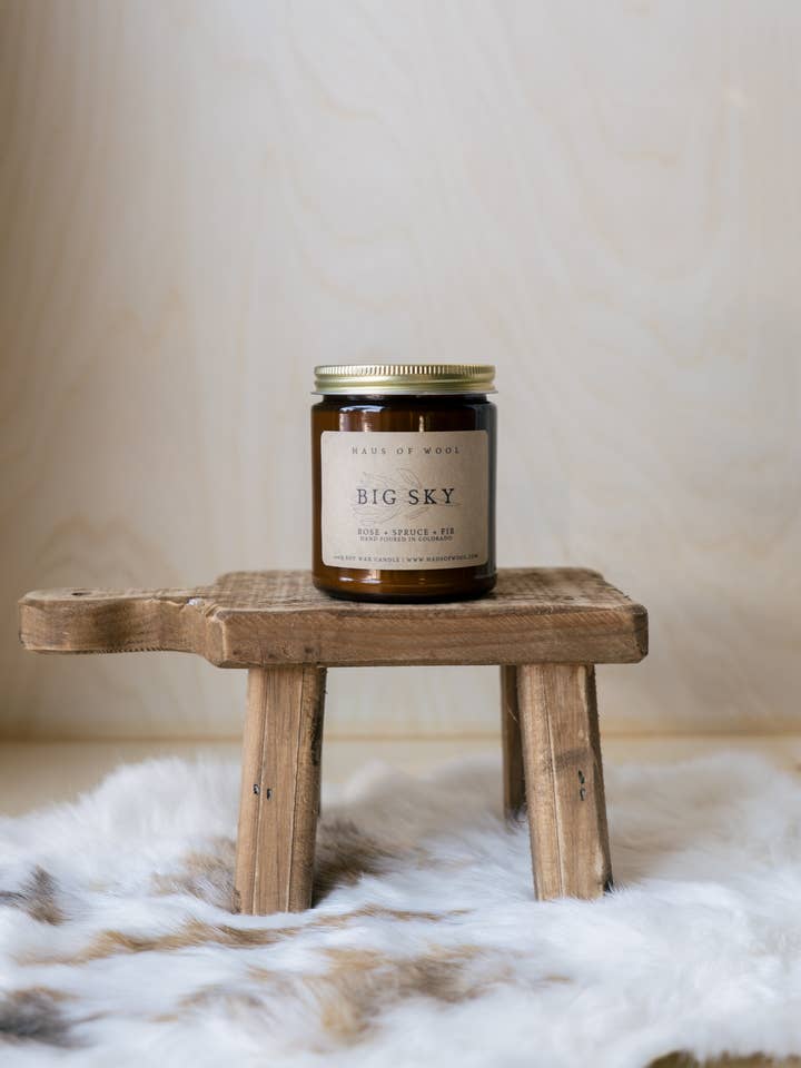 Rose + Fichte + Tanne Sojawachs Holzdocht Kerze für den Großhandel von Haus of Wool