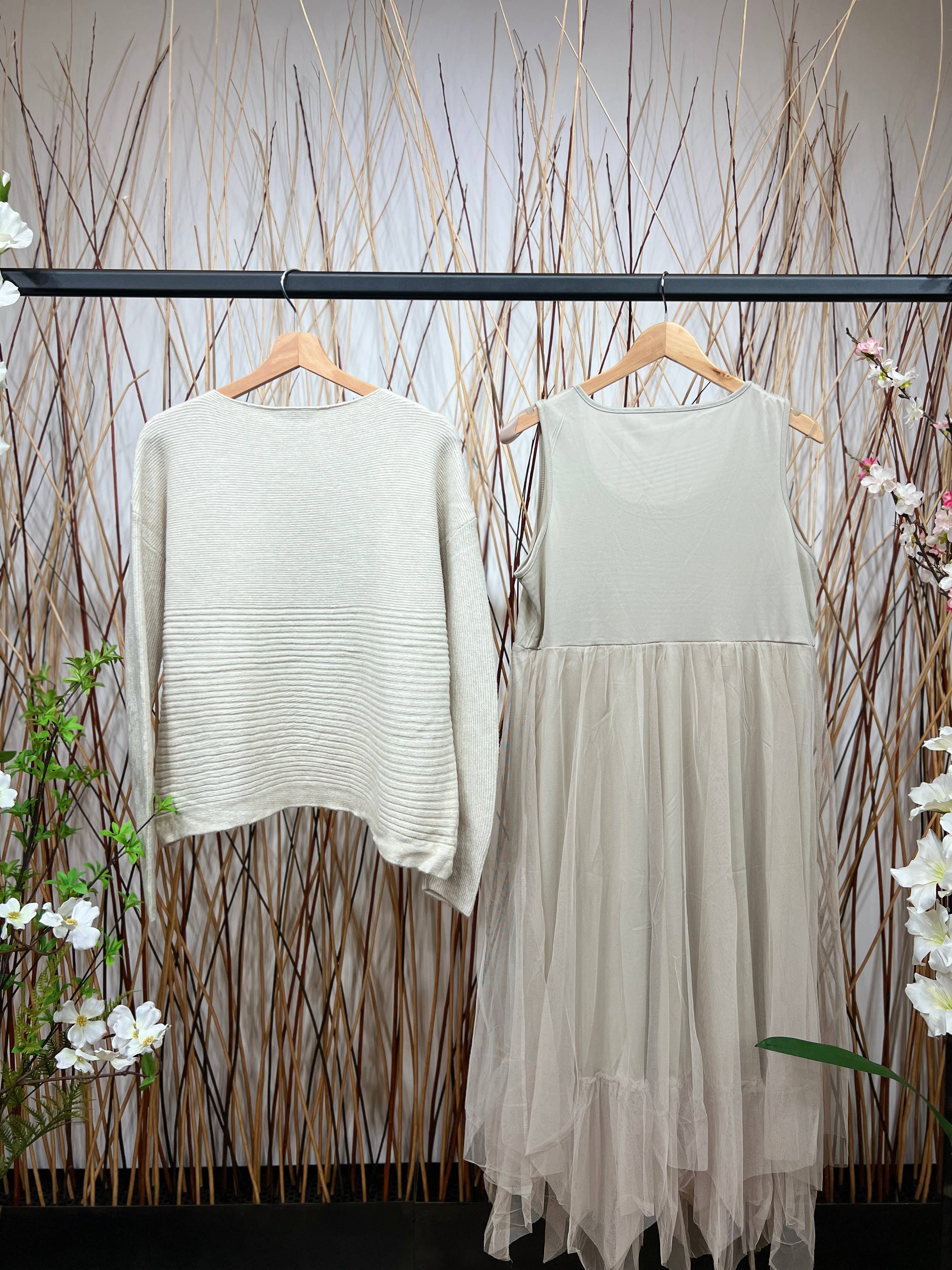 L'Emotion – wholesale Dress – Women's – Striped Textured Sweater Set & Tulle Dress1