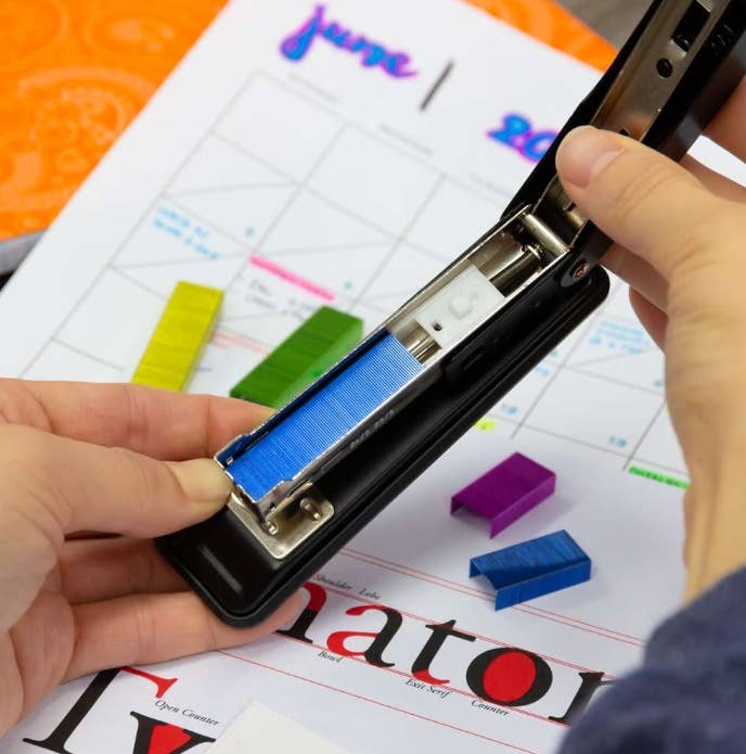 USA HomeMax - Wholesale Crayons - Kids & Baby - Standard Metal Stapler2