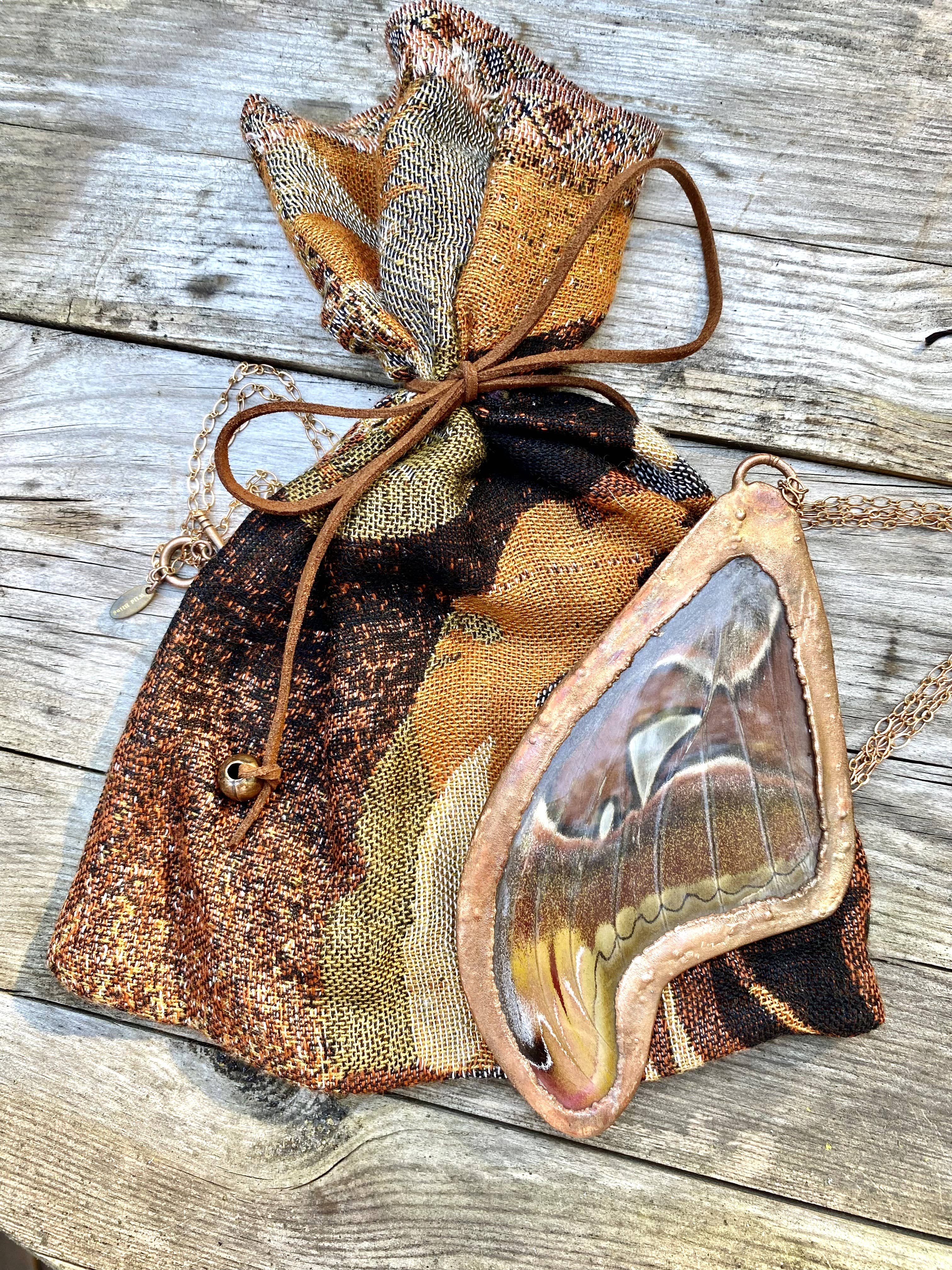 The Posh’mina - Vente Colliers à pendentif - Collier en véritable orchidée géante - Cuivre électroformé7