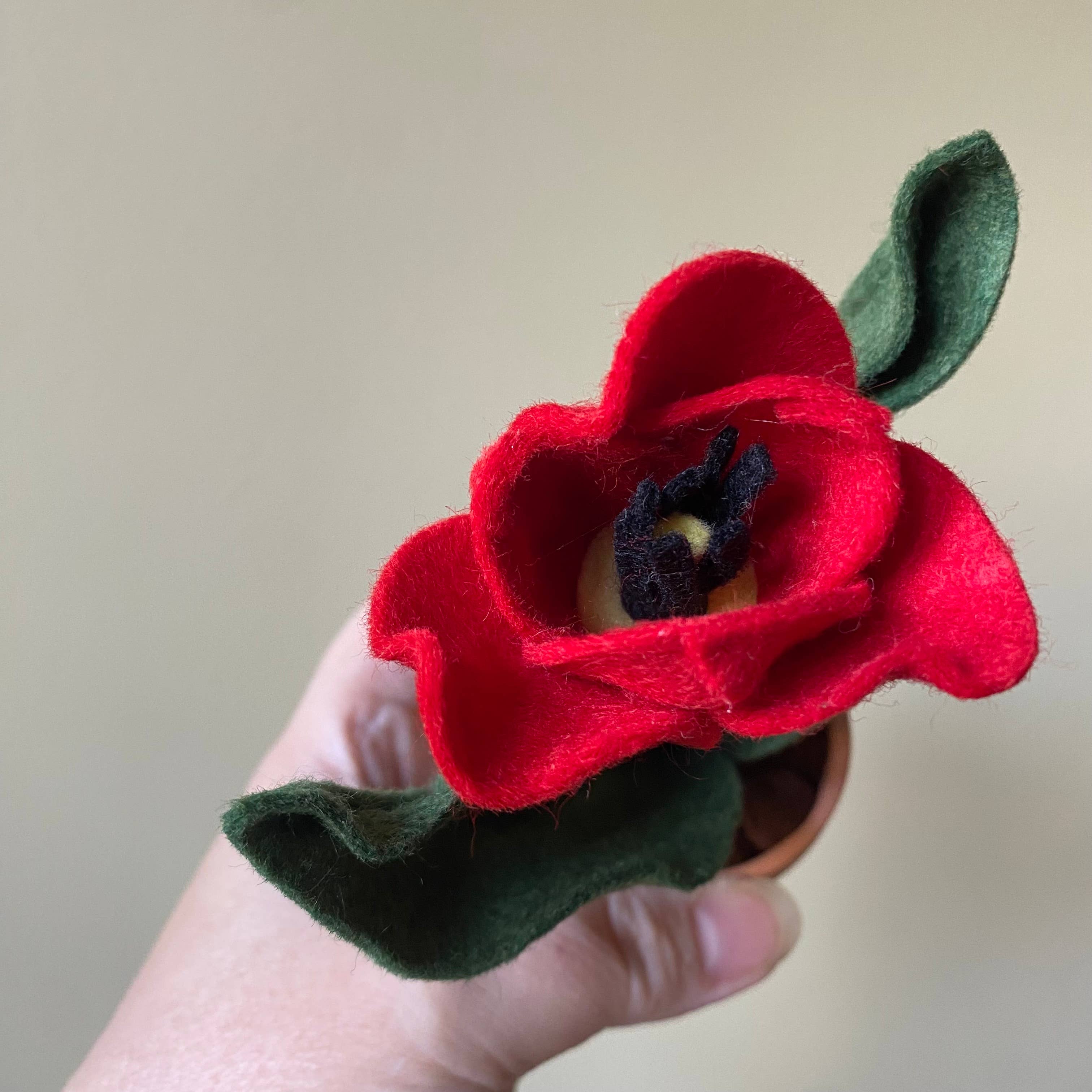 ForgetBKnot - Wholesale Artificial Flowers - Handmade Forever Felt Potted Tulip0