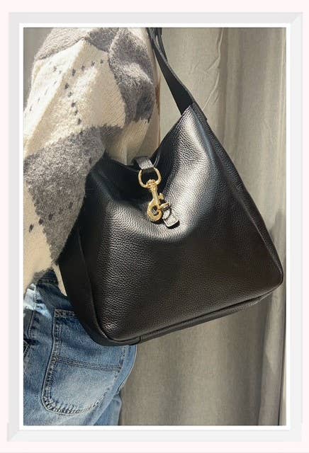 Z et Z - Wholesale Shoulder Bag - Women's - Grained leather shoulder bag15