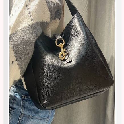 Z et Z - Wholesale Shoulder Bag - Women's - Grained leather shoulder bag15