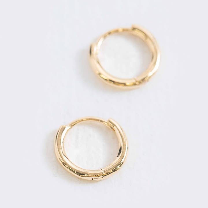 Lovoda - Wholesale Huggie Earrings - Ultra Mini Huggie Hoop Earrings | Gold