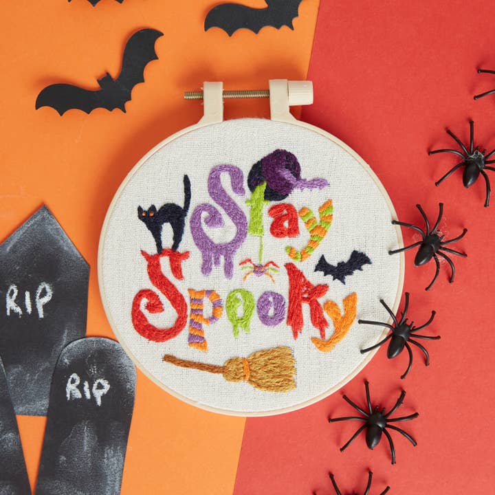 Eenvoudig Borduren op Nummer Kit, Blijf Griezelig voor wholesale door West Design Products