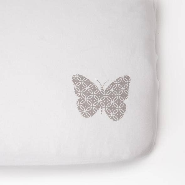 L&M Nursery Sábanas Jersey orgánicas mariposa gris cuna para venta al por mayor de Lily and Mortimer