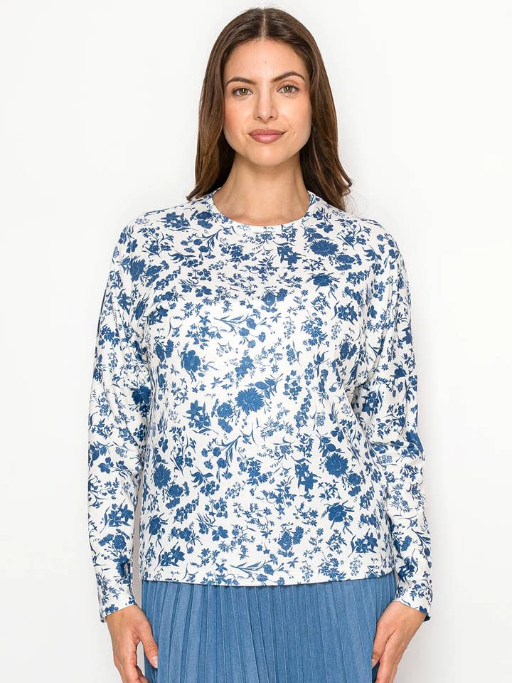 Blå og hvid blomstret strikket T-shirt med lange ærmer for engroshandel hos Yal New York