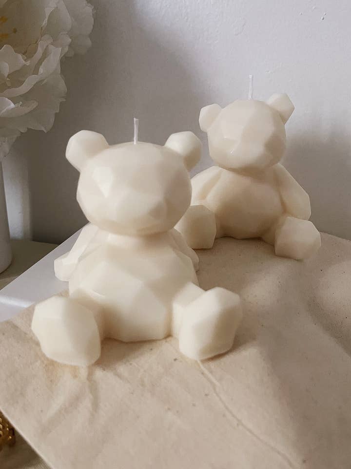 Forsyth håndstøbt sojavoks novelty-lys for engroshandel hos Hi Sunday Collective