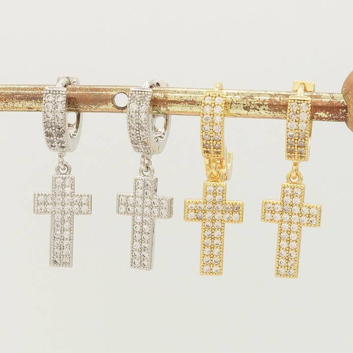 Daemon srls - Wholesale Dangle Earrings - SQUARE CROSS HOOPS ~ Orecchini mini cerchio con croce doppia in cubic zirconia4