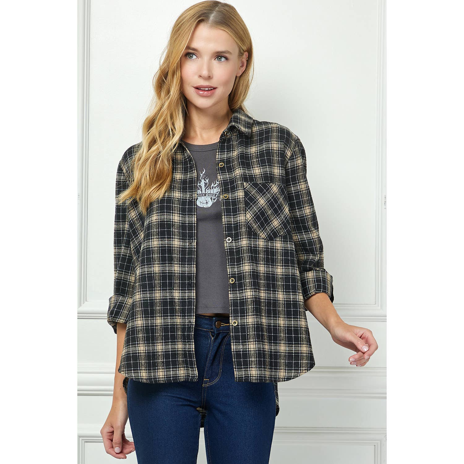 TAUPE/BLK KARIERTE FLANELLHEMDEN MIT ROLLÄRMELN UND KRAGEN für den Großhandel auf Faire1