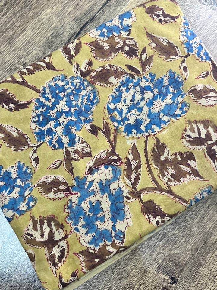 Indiase ambachtelijke met de hand blokgedrukte katoenen stof per meter voor wholesale door The Eastern Loom