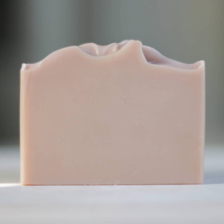 ROSE GERANIUM aloe vera tvål för wholesale av Nat Botanicals