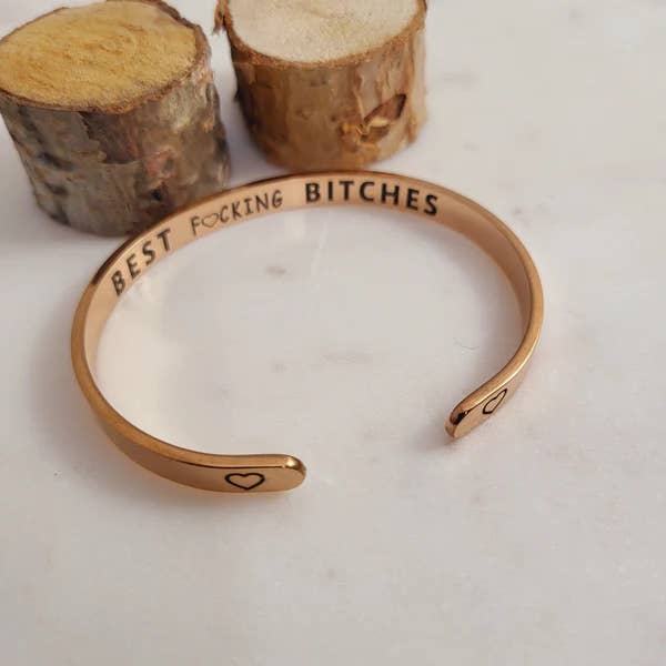Brazalete Best F* Bitches con forma de mantra Besties para adolescentes BFF para venta al por mayor de NationInFashion