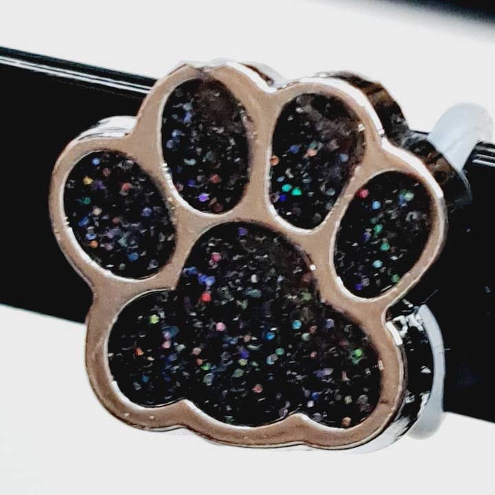 Svart Glittrande Tassavtryck Katt Hund Ögondekoration för wholesale av Cork and Charm