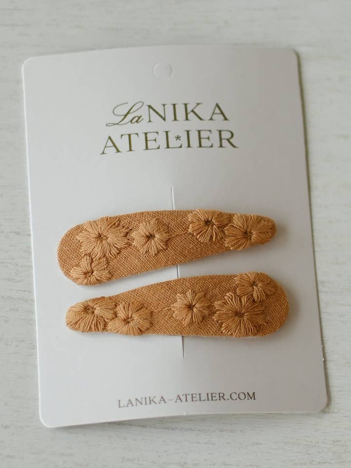 Hair clips BROWN for wholesale by Lanika Atelier, Nika Korošec s.p.