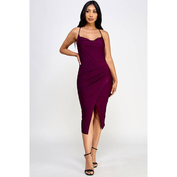 Shakira Midikleid aus Satin mit Wasserfallausschnitt und Seitenfalte für den Großhandel von NOVA & PRIME