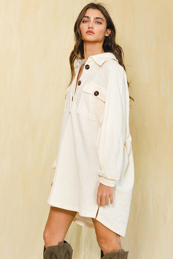 Rose Mini-robe ample à col en tricot à texture unie D4202 en vente sur Faire8