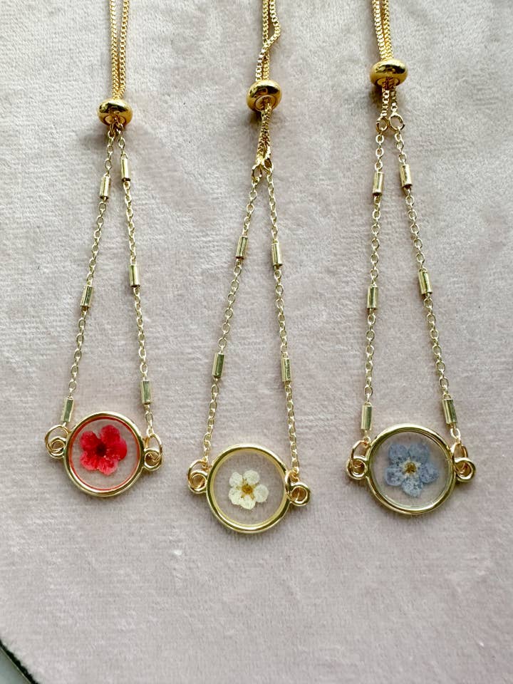 Getrocknete verstellbare Zieharmbänder „Forget Me Not Flower“ für den Großhandel von Lila Rose