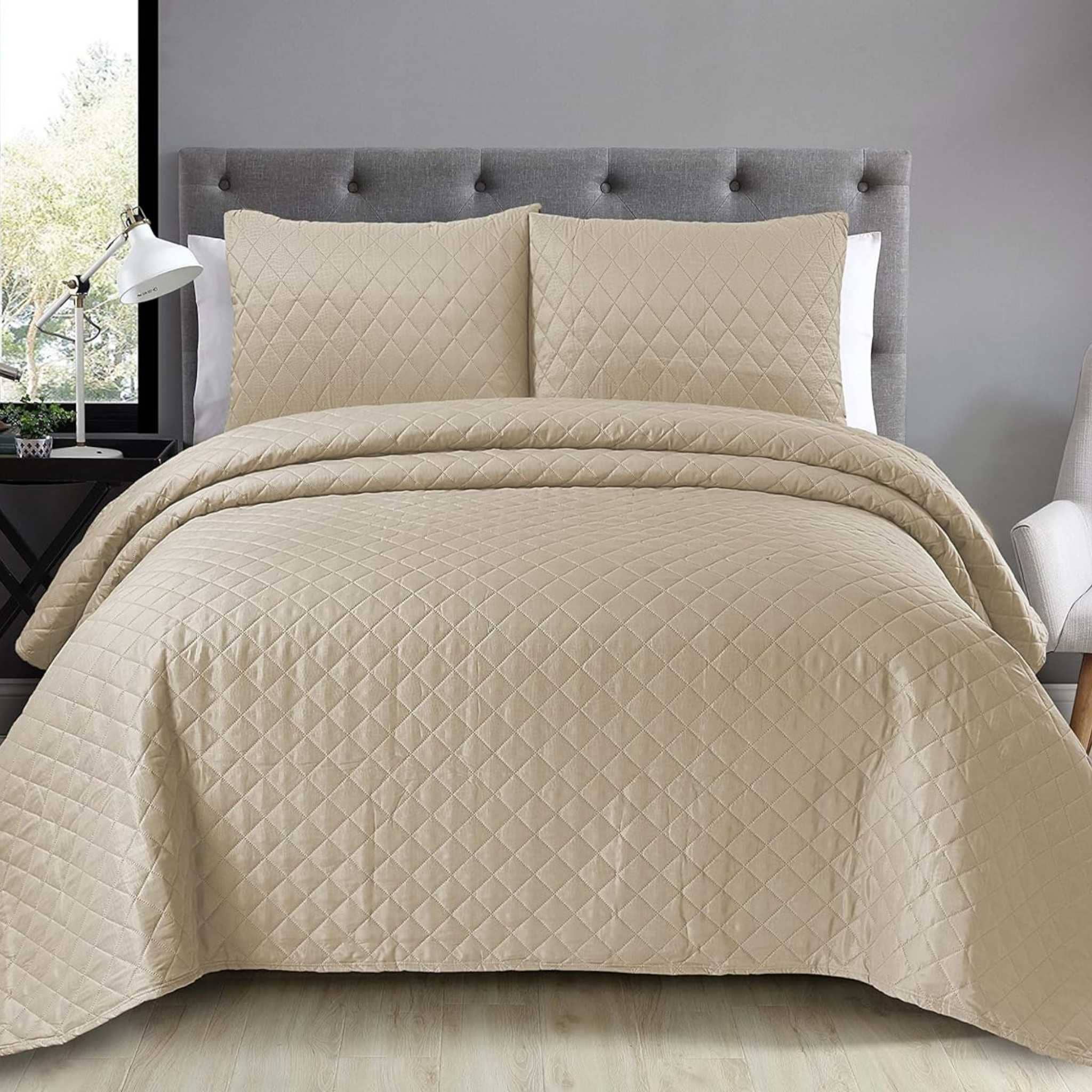 Beach Stone – wholesale Bedding set – Quilted Diamond floral pattern 3pcs comforter Set Quilted Luxury Bed Throws36