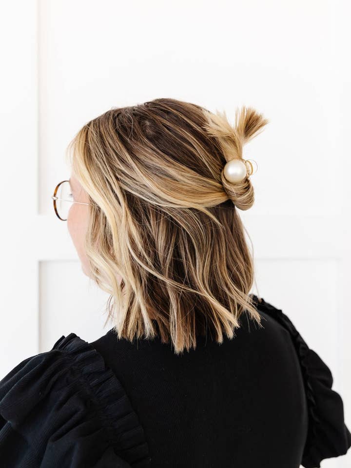 Chunky Pearl Claw Clip for wholesale by Shop Andi