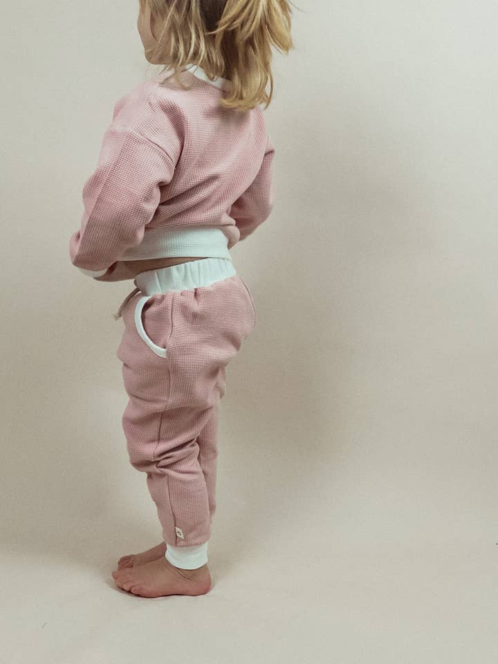 Almond Bud - Vendita all'ingrosso Completo top e pantaloni - Neonati - | Set per neonati | Set per bambini | Abbigliamento per neonati in cotone biologico