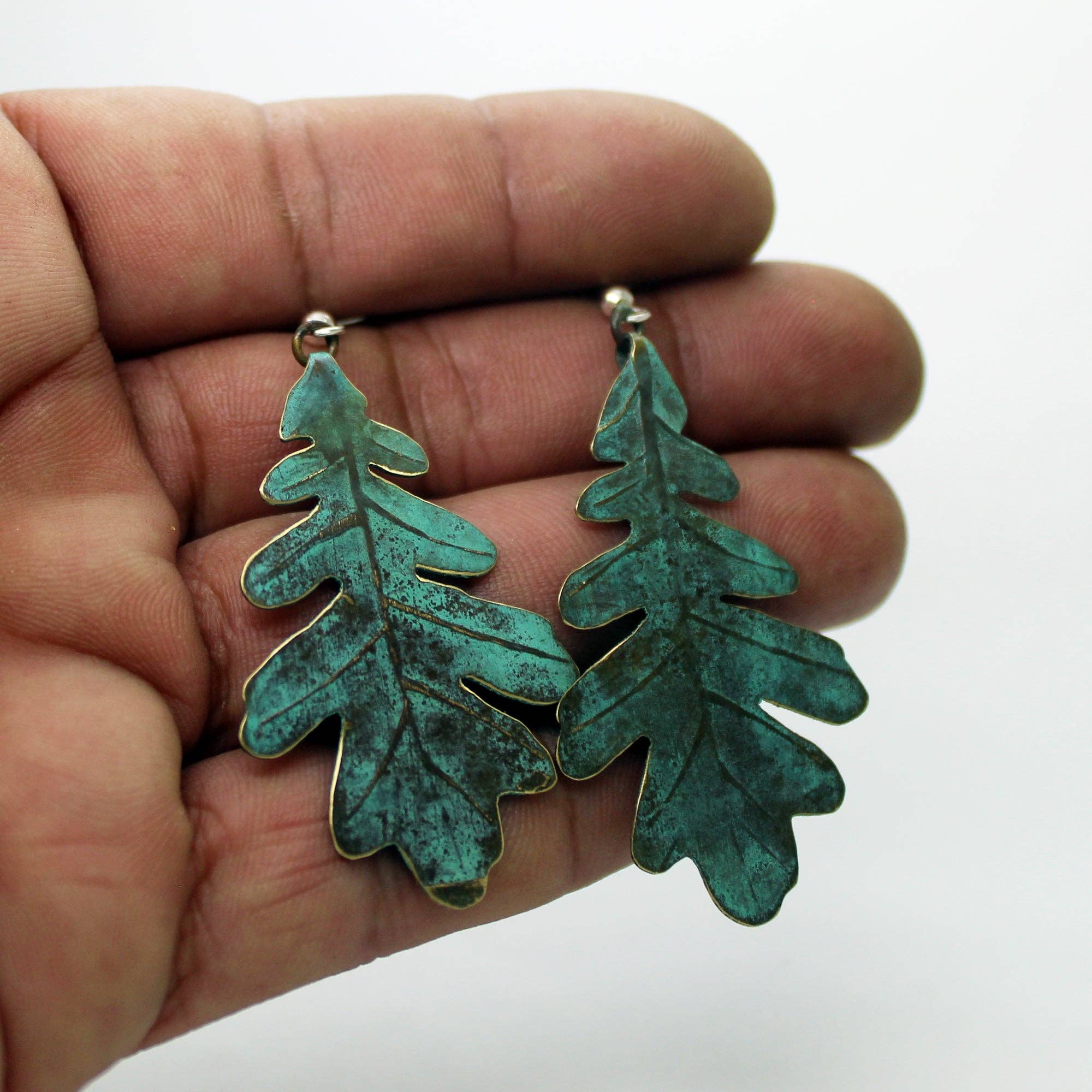 Plataica - Wholesale Dangle Earrings - Oak leaf earrings in brass and 925 silver with green patina8