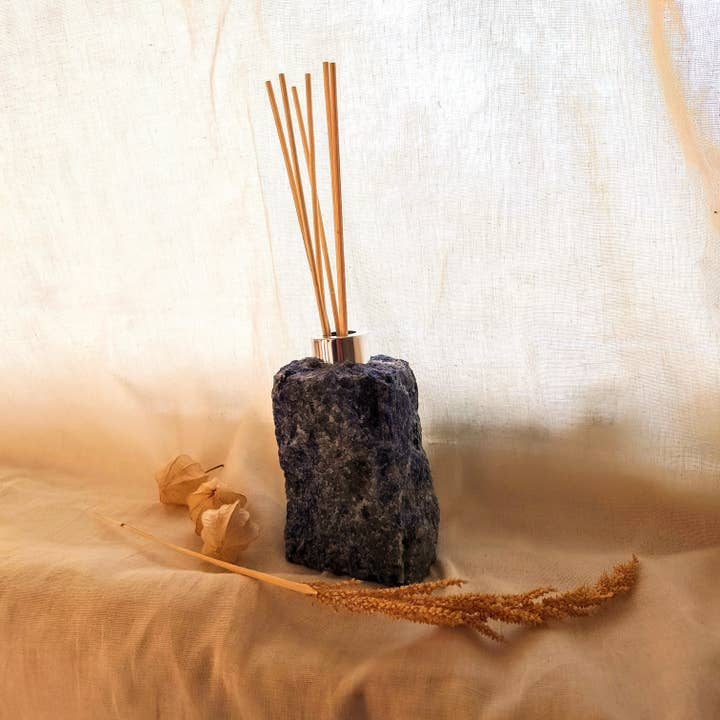 Insight Stones - Wholesale Reed Diffuser - Gemstone diffuser2