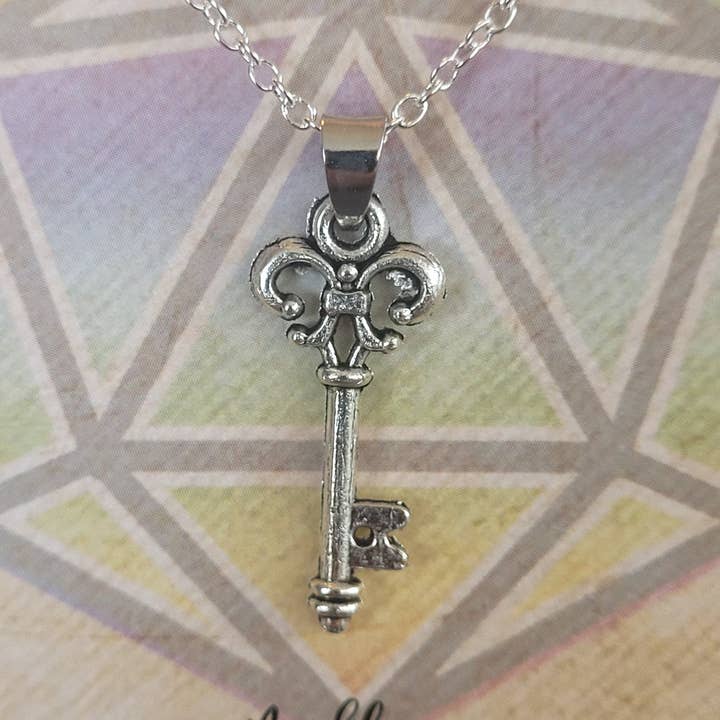 Con-Quest Crafts - Vente Boucles d'oreilles pendantes - Boucles d’oreilles et colliers à thème fantasy, gothique, RPG et gaming27