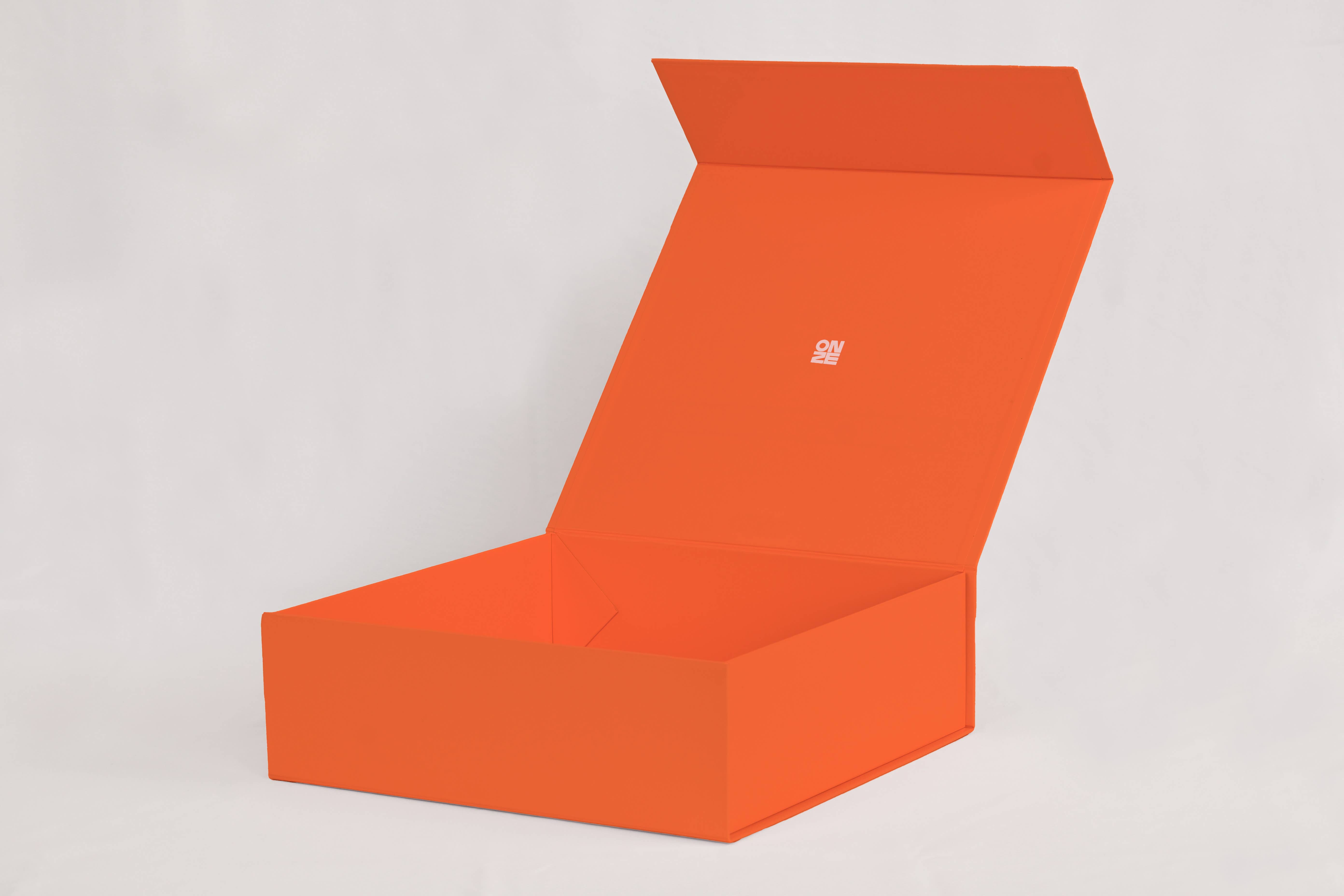 ONZE - Wholesale Gift Box - Gift Box, Organizer | Large Glossy Box 3