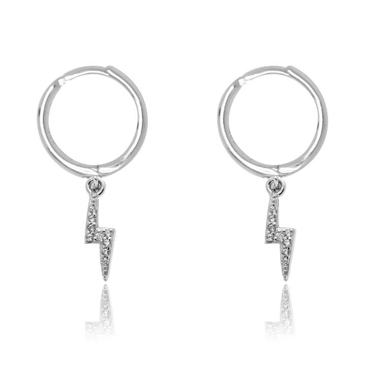 Callies zilveren Lightning-Bolt Huggies voor wholesale door Boho Betty