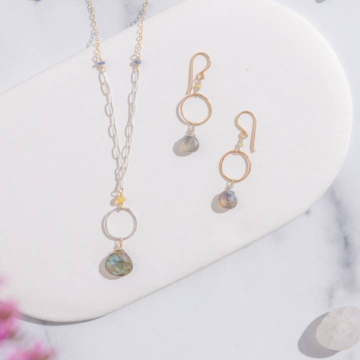 Alpine Wildflower - Cliffside Labradorite Necklace for wholesale by Vannucci