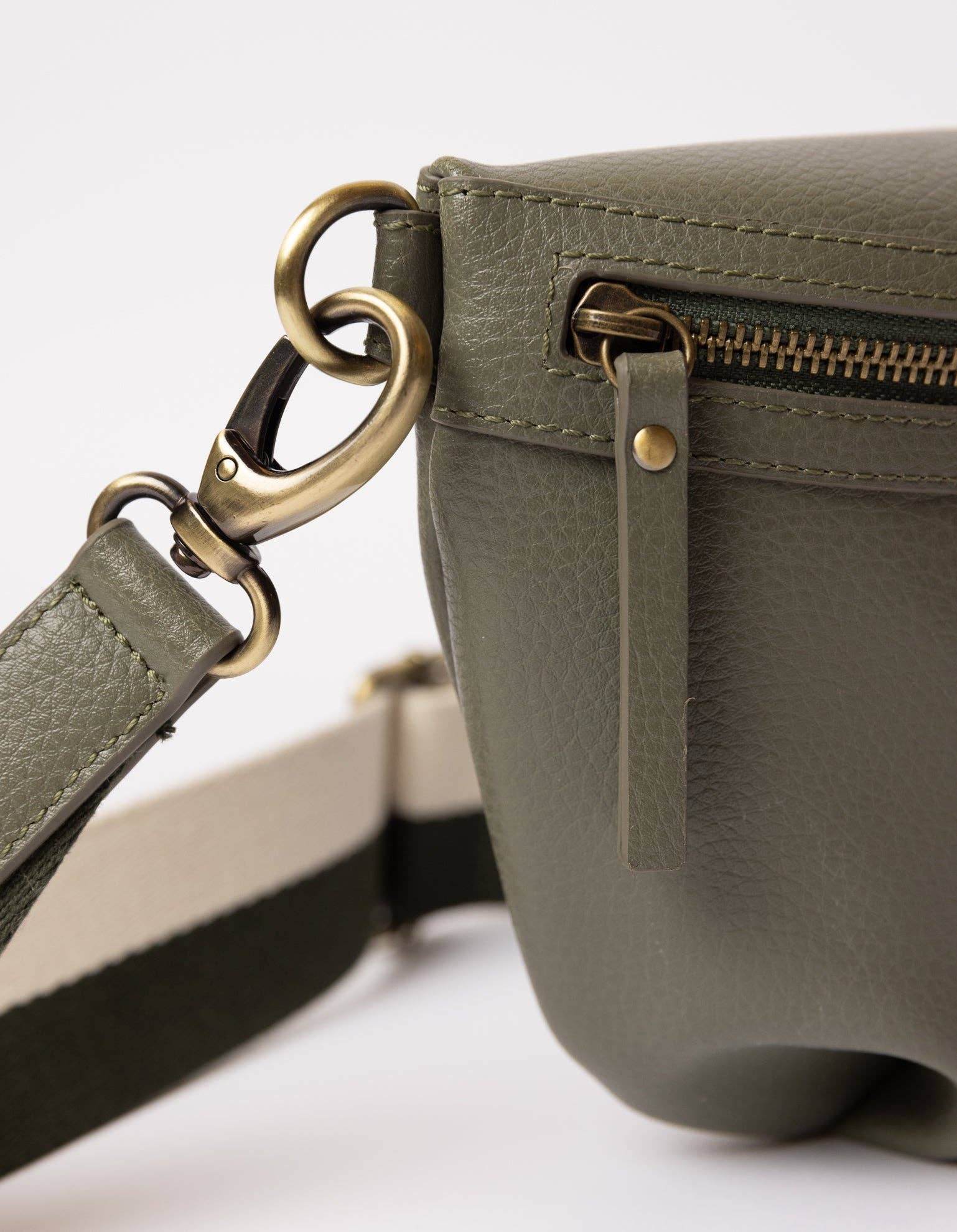 O My Bag - Wholesale Crossbody Bag - Unisex - Milo - Sage Vegan Mirum®4