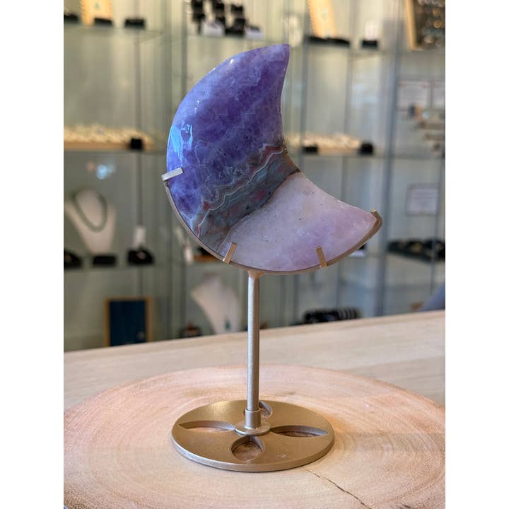 Agate mexicaine et lune en améthyste sur support - 19cm 10,5cm pour la vente par Crystal Cove Minerals