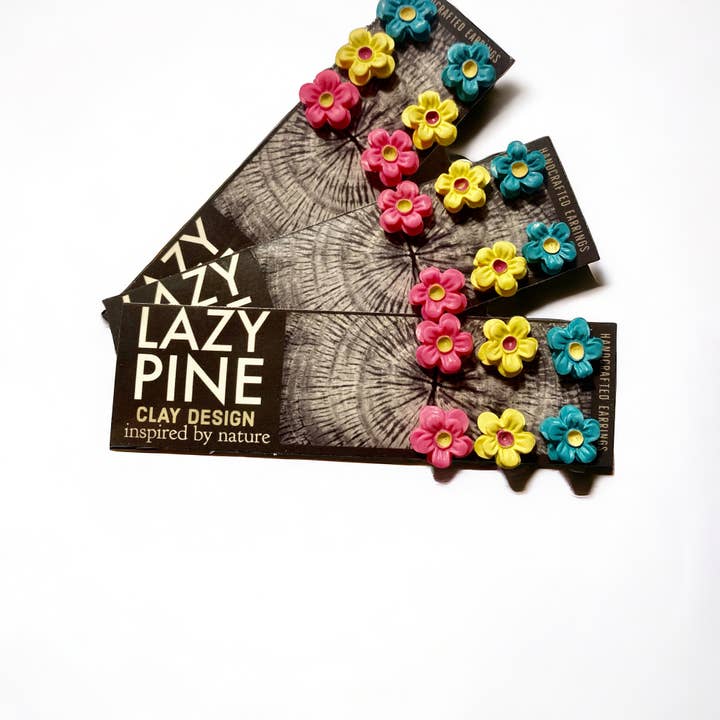 Lazy Pine Clay Design - Wholesale Jewelry Set - Multi Pack Handcrafted Flower Stud Set in PEEPS5