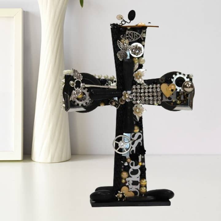 Hand-gedecoreerd zwart, goud en zilver kruis voor wholesale door Amazyng Decor