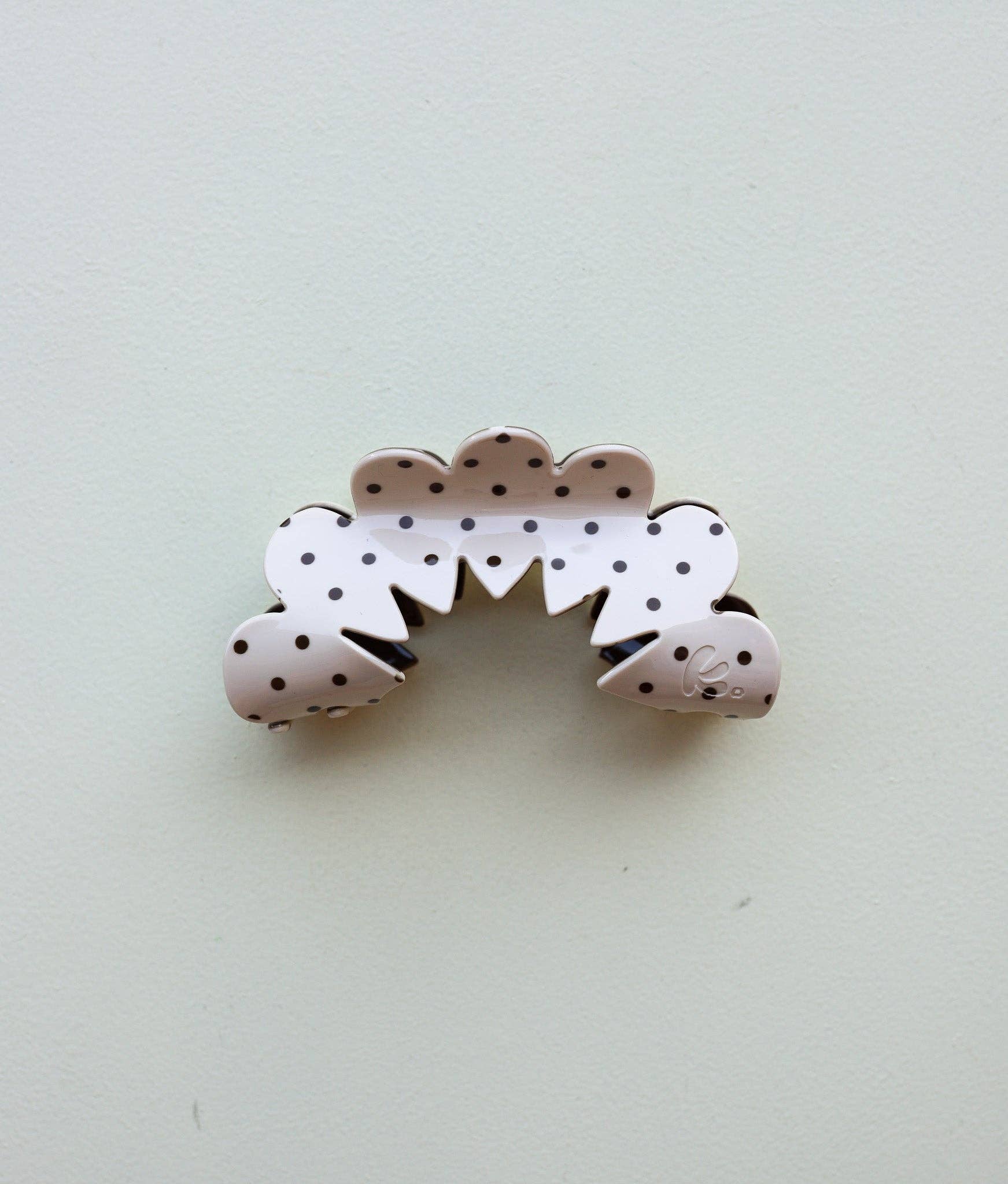 KAXI - Wholesale Hair Clip - Women's - BROWN & CREAM PETAL ARCH CLAW8