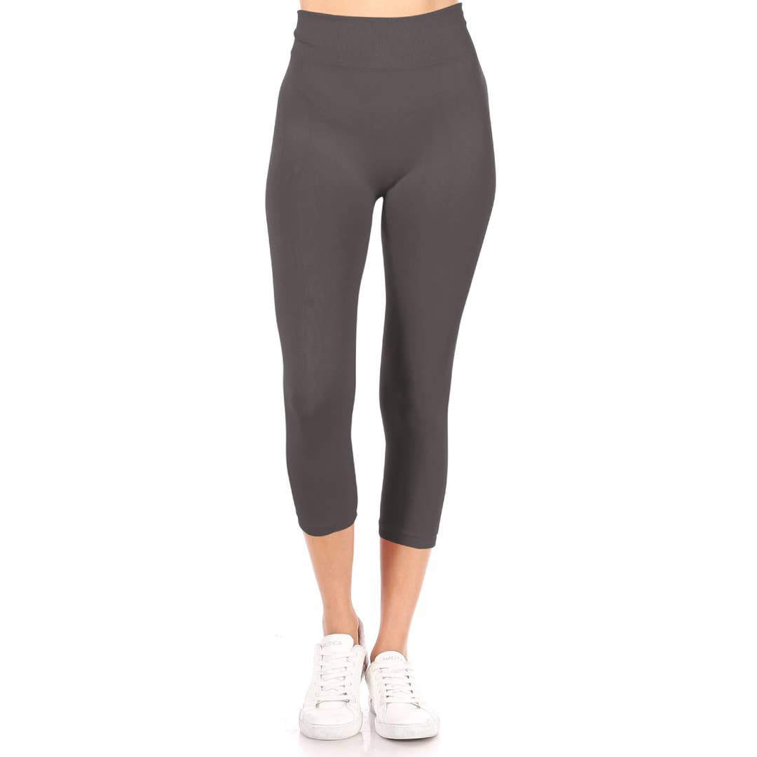 MOA COLLECTION - Wholesale Athletic/Lounge Leggings - Women's - Women's Casual Solid Seamless Capri Leggings47