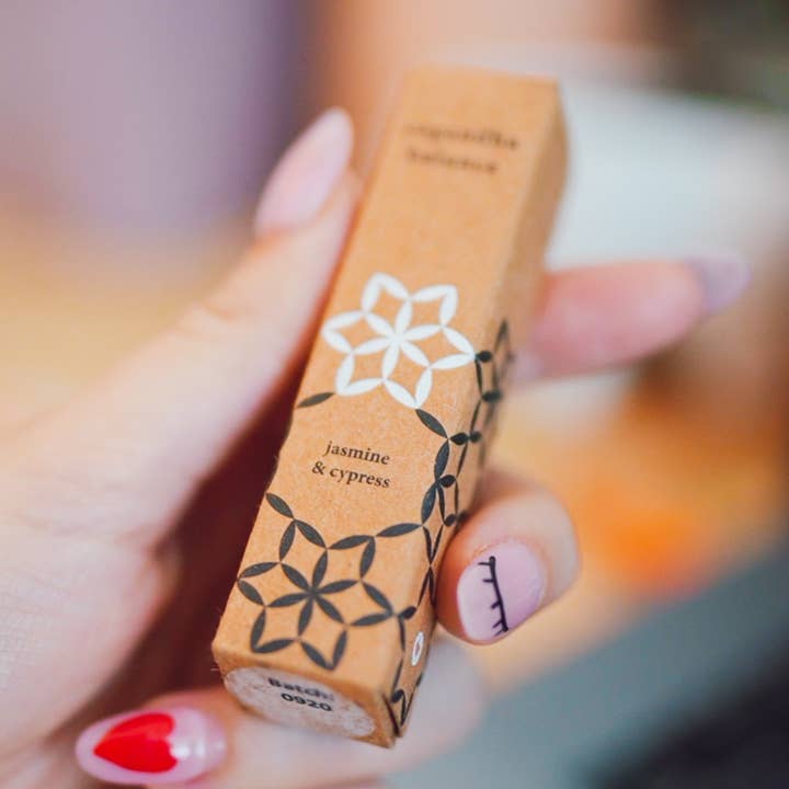 yogandha - Wholesale Essential Oil Roll-On - 'Balance' Essential Oil Self-Care Roll-on Blend1