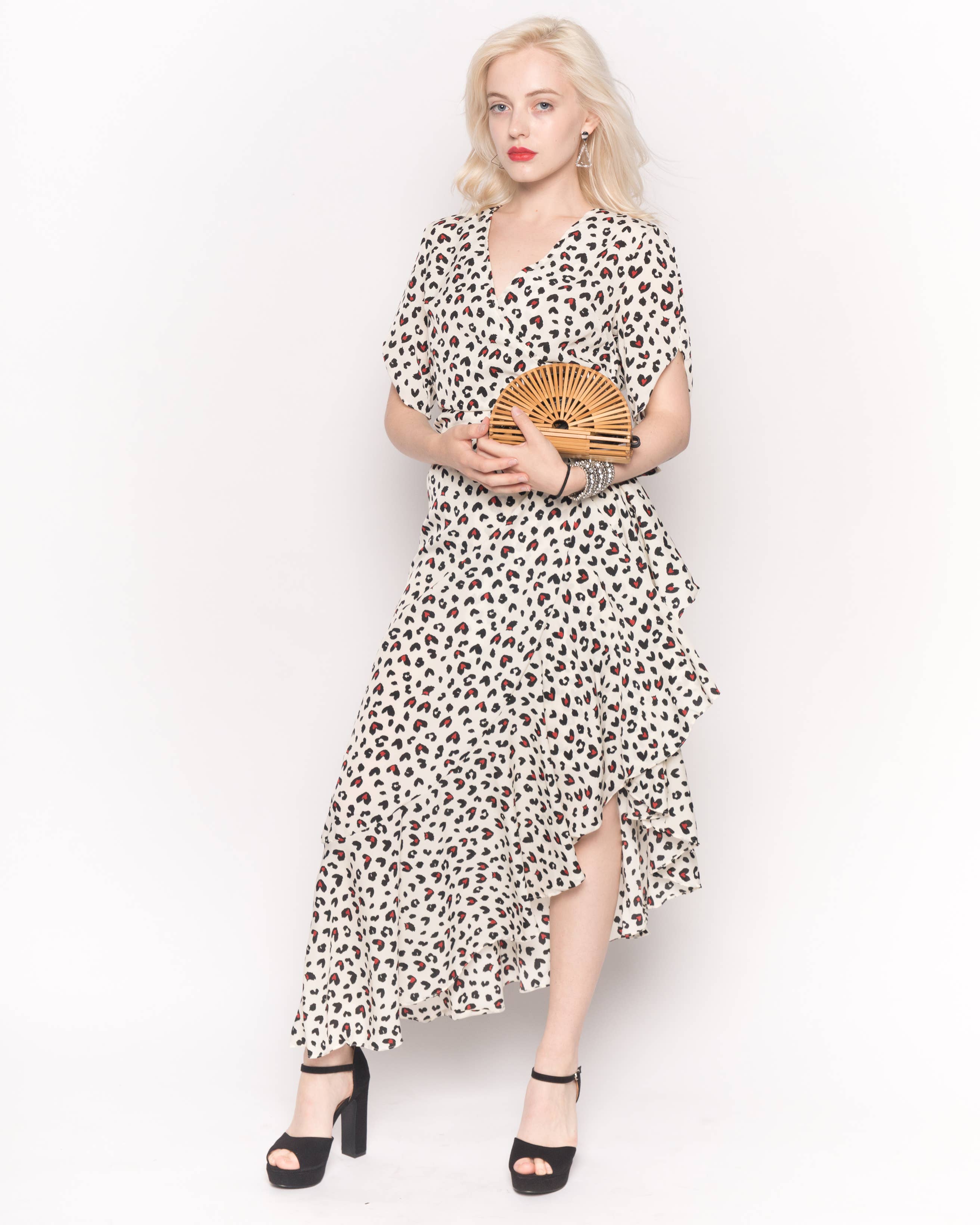 CY FASHION. LONDON – Engroshandel Kjole - Dame – Midikjole med flæser i sort marineblå kæresteprint5