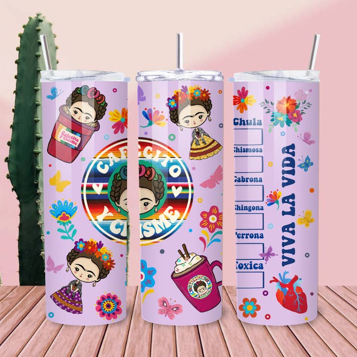 Cafecito y Chisme Tumbler – 20oz Viva la Vida Latina Kop med Frida Kunst, Humor & Chingona Vibes for engroshandel hos Bloom Designs