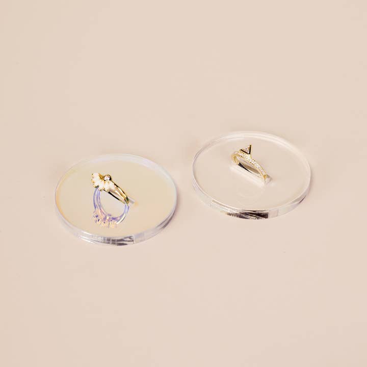 JaxKelly - Wholesale Jewelry Stand & Display - Iridescent Ring Display Circle
