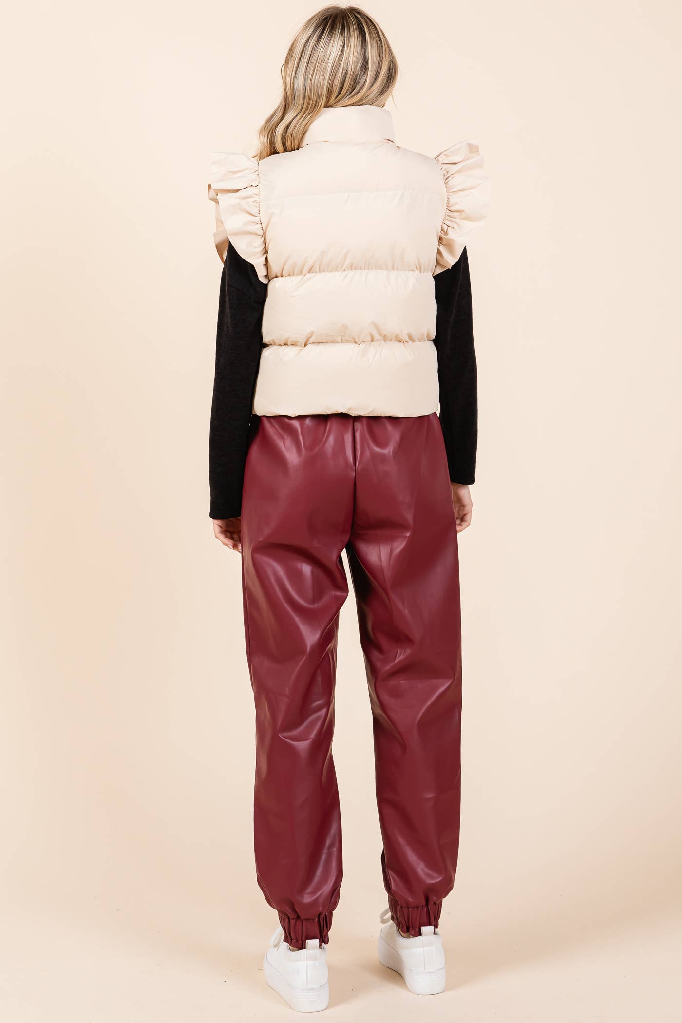 GeeGee x Lovelo - Wholesale Outerwear Vest - Women's - Plus Ruffled Sleeve Puffer Vest, MJ4501PL28