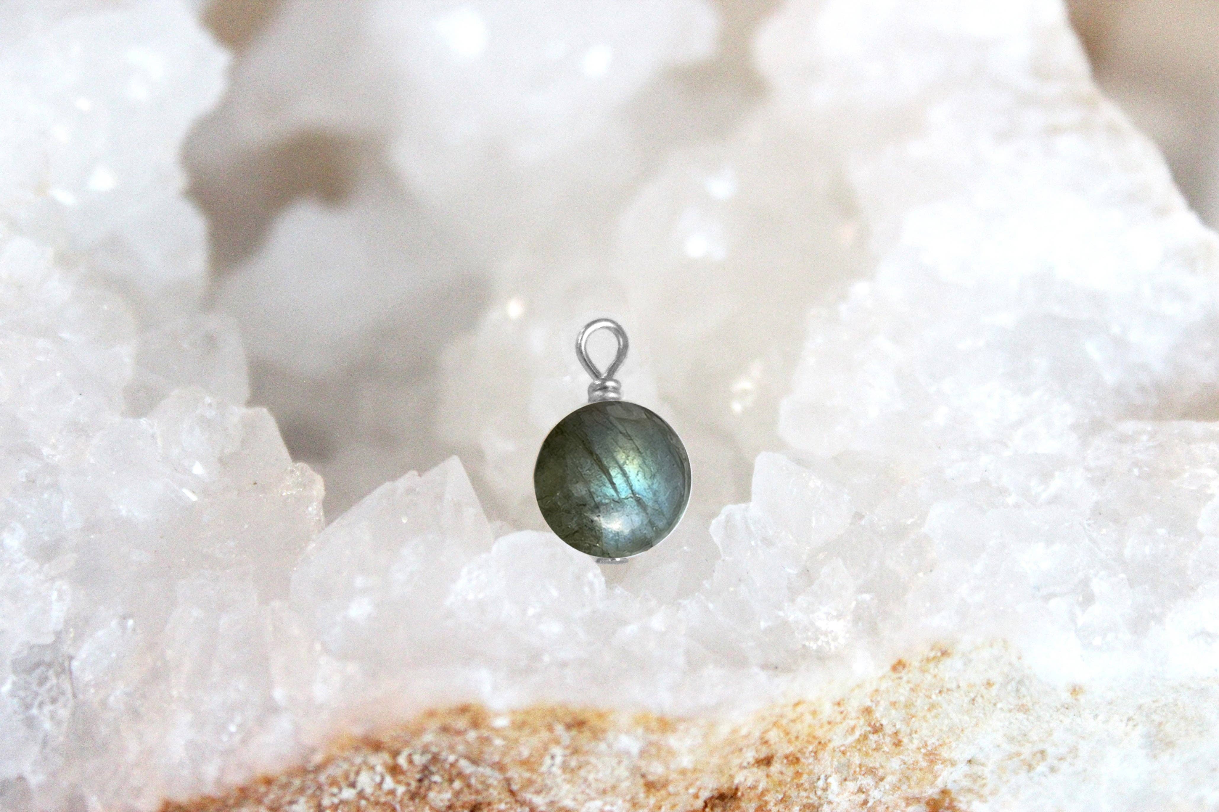 Mademoiselle Moana - Wholesale Individual Charm/Pendant - LABRADORITE PENDANT - Protection/Comfort1