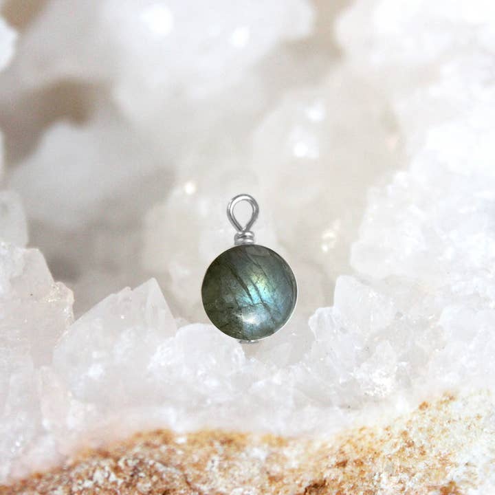 Mademoiselle Moana - Wholesale Individual Charm/Pendant - LABRADORITE PENDANT - Protection/Comfort1